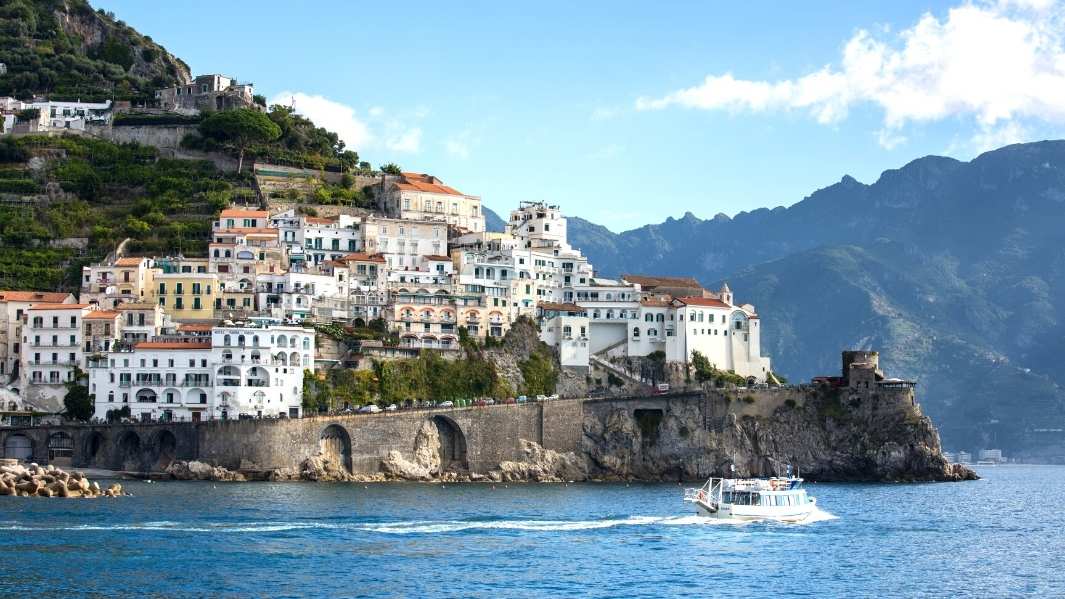 Painting Holidays in Amalfi | Flavours Holidays