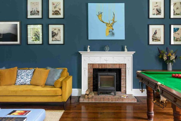 Dabton House lounge with deer painting